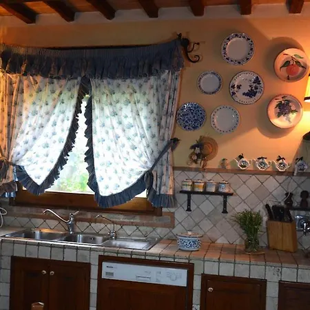 Sleeps 10 With Pool Air Con And Wifi *