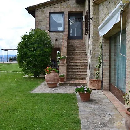 Sleeps 10 With Pool Air Con And Wifi Βίλα Toscella