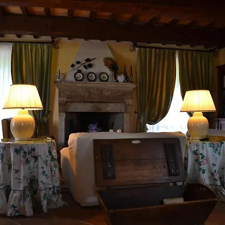 Sleeps 10 With Pool Air Con And Wifi Villa Toscella
