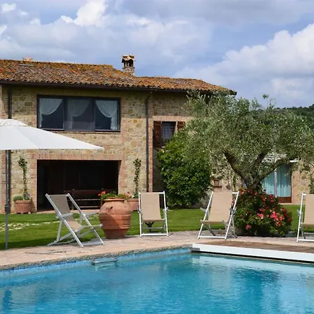 Villa Sleeps 10 With Pool Air Con And Wifi