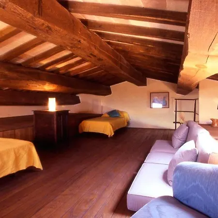 Villa Sleeps 10 With Pool Air Con And Wifi *