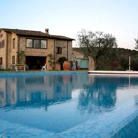 Sleeps 10 With Pool Air Con And Wifi *