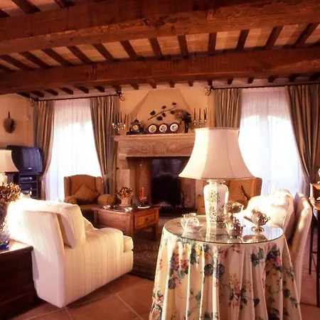 Sleeps 10 With Pool Air Con And Wifi * Toscella